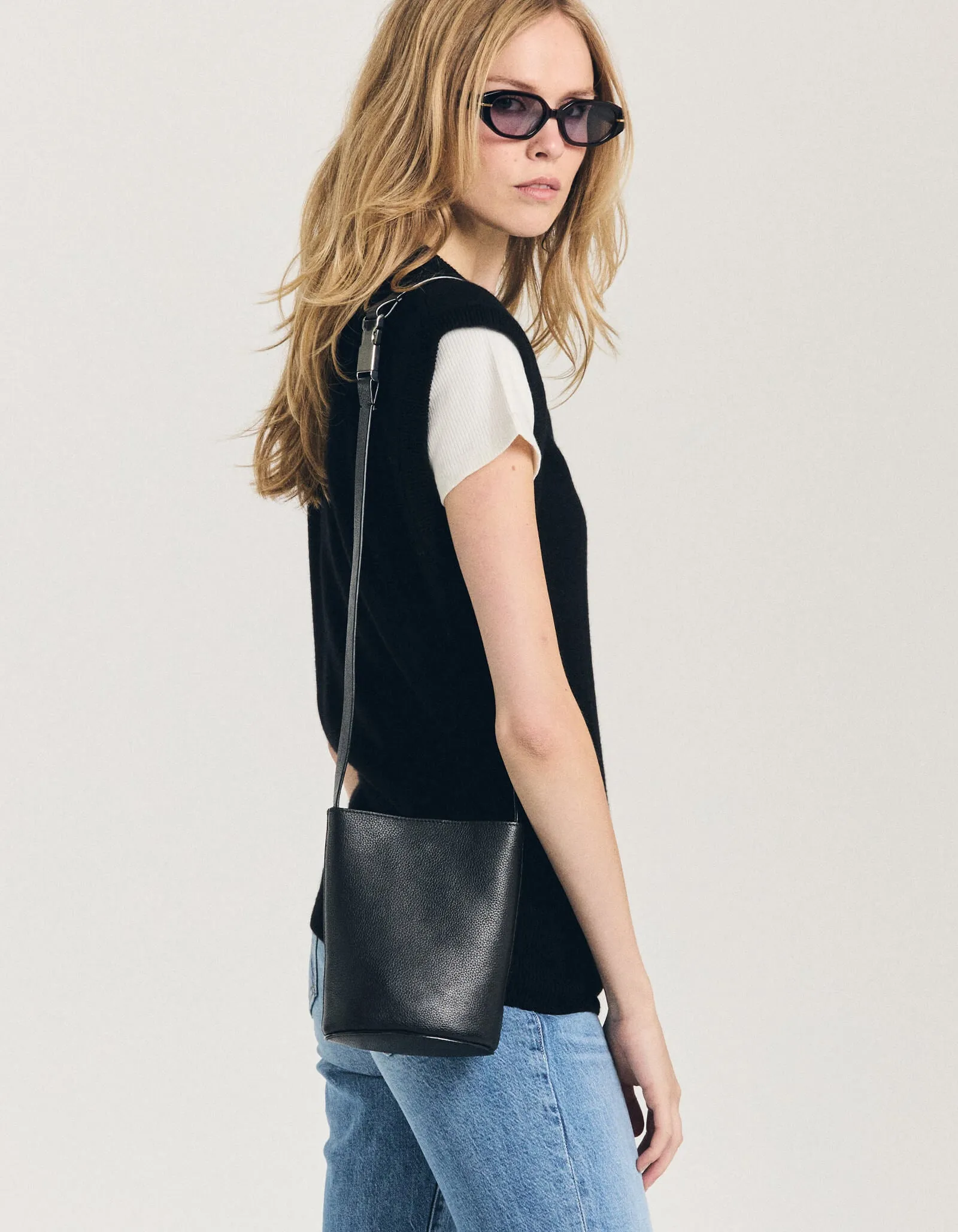 Adjustable Bucket Bag - Black