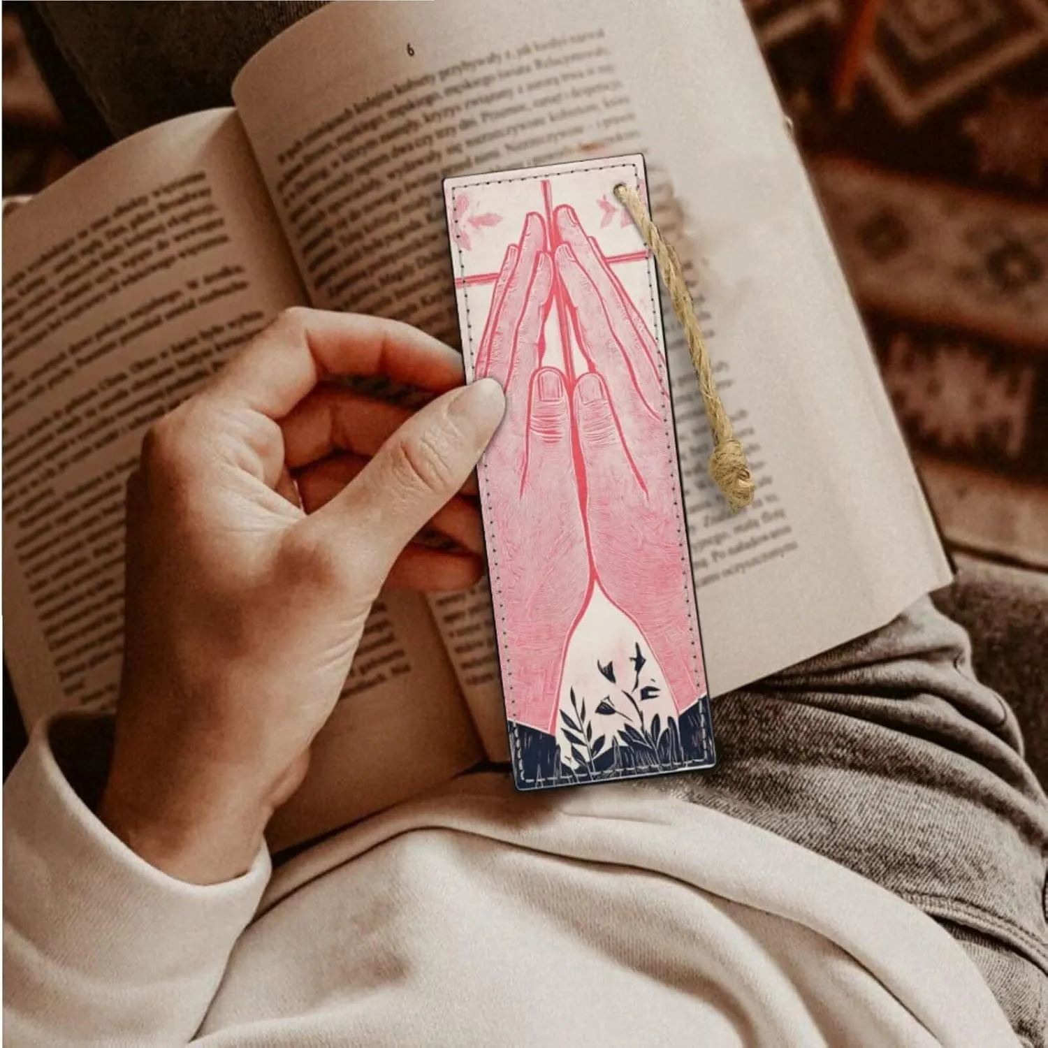 Attractive Print Bible Cover with Bonus Bookmark Religious Elegance Praying Bible Cover Case for Women with Handle Zipper Large Lightweigh Scripture Book Study Accessories