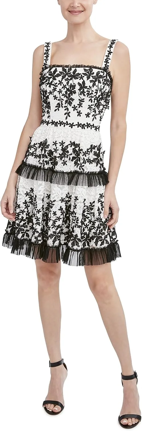 BCBGMAXAZRIA Women's Sleeveless Square Neck Embroidered Lace Short Evening Dress