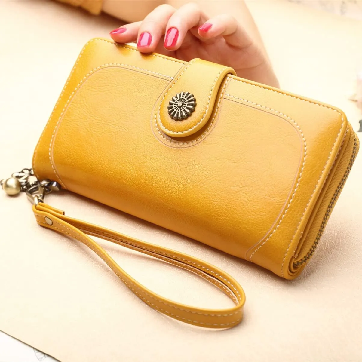 Chic Women's Wallet Long Zipper Purse 3-fold Design Card Holders Pu Leather for Your Loved Ones
