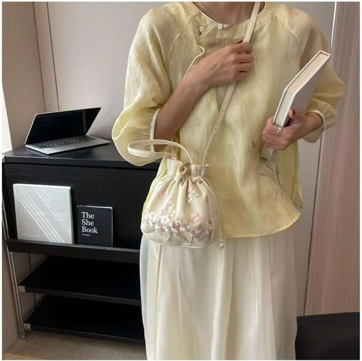 Chinese women's lace handbag, retro embroidered qipao diagonal cross bag, suitable for dinners and weddings