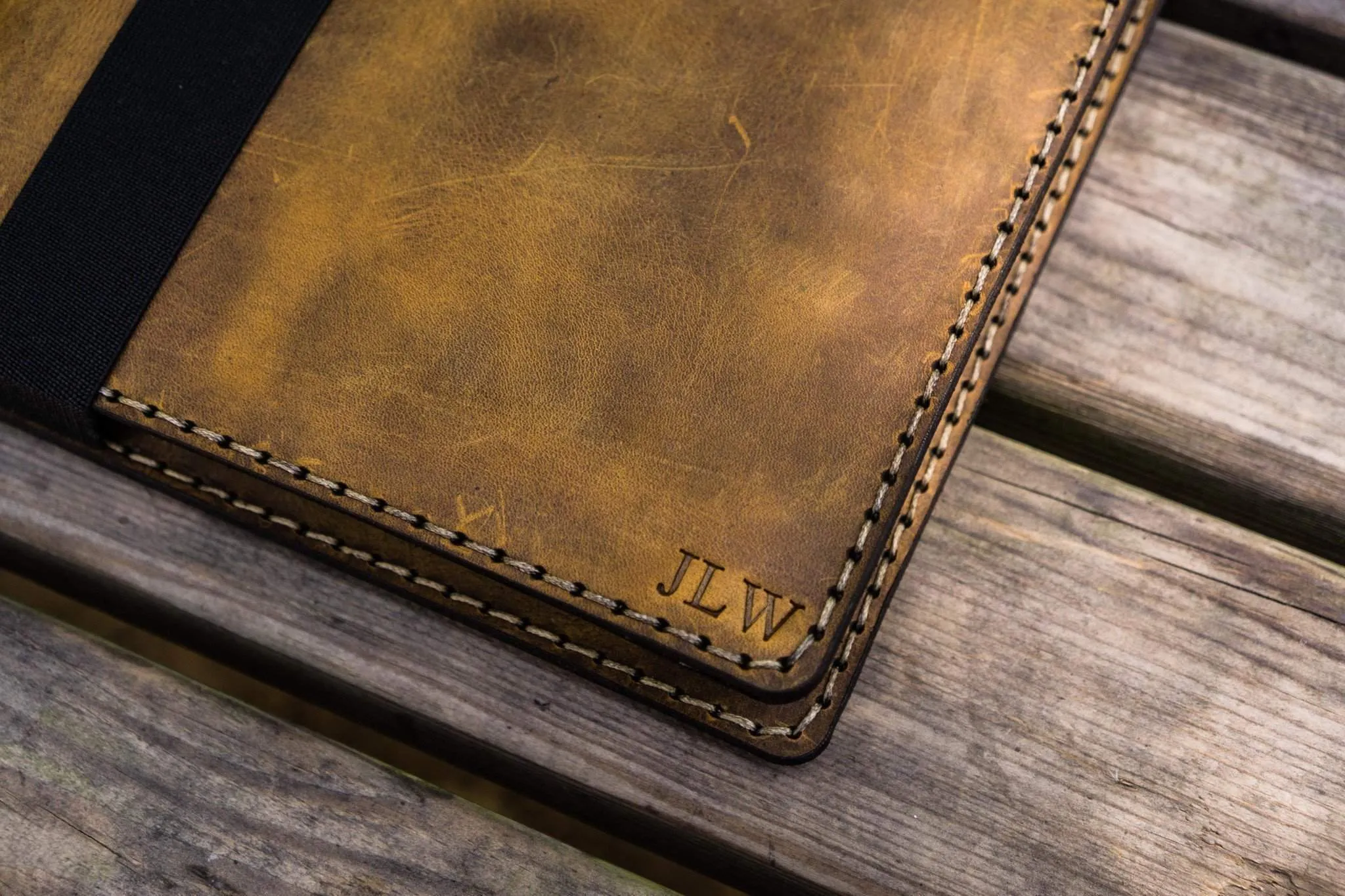 Composition Notebook Cover With iPad Air/Pro Pocket - Crazy Horse Brown