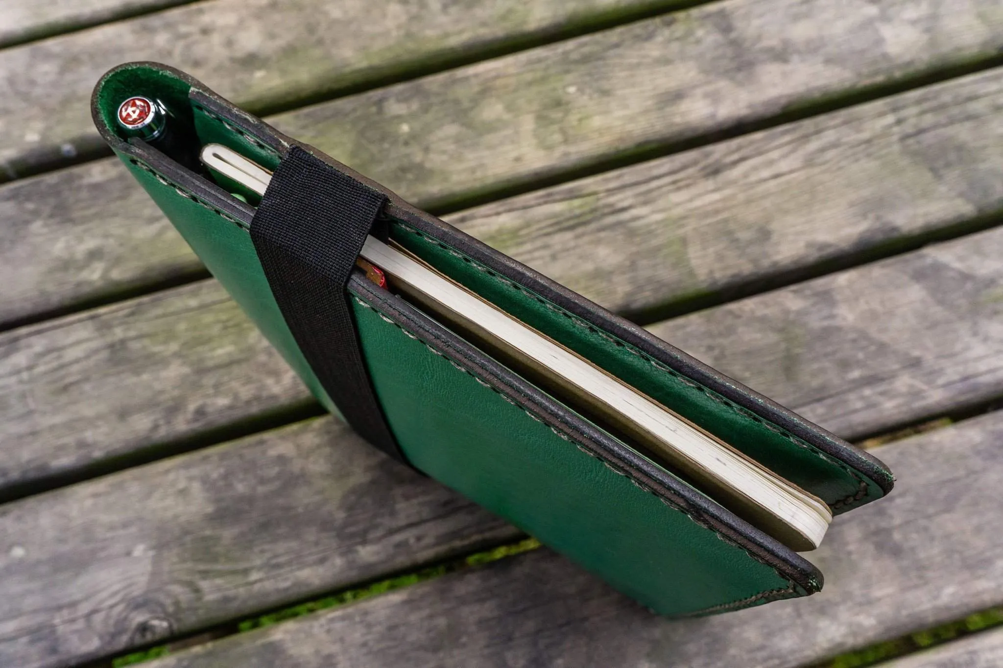 Composition Notebook Cover With iPad Air/Pro Pocket - Green