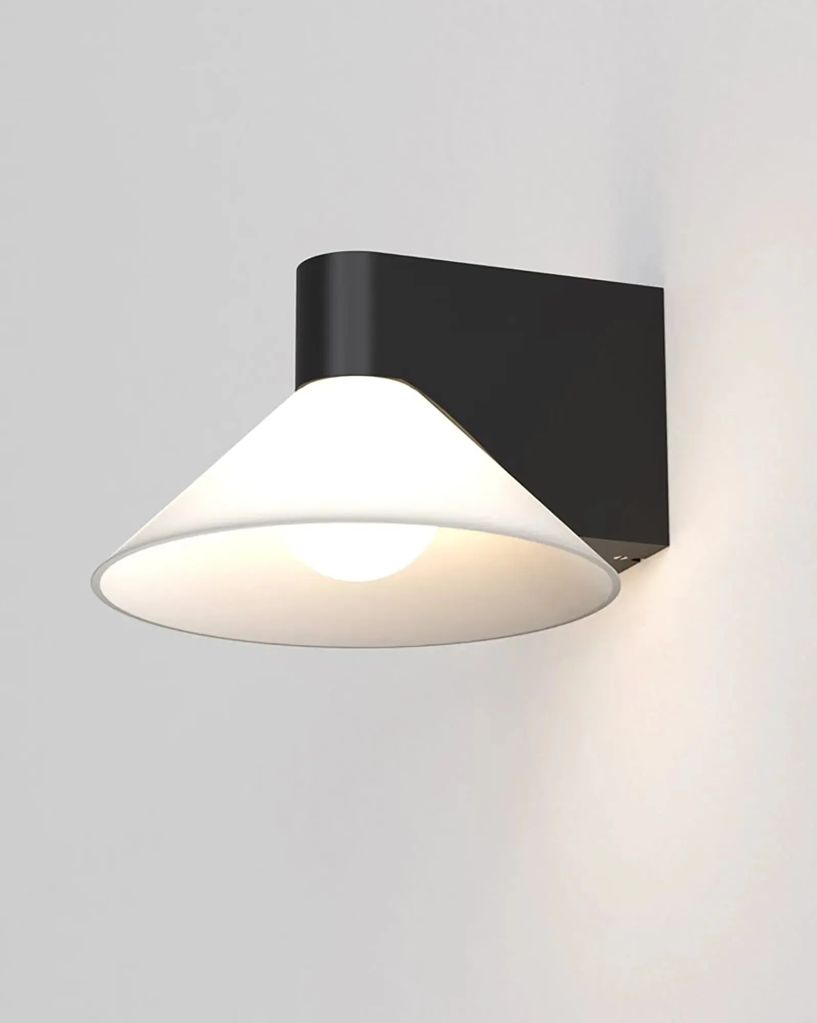 Conic Wall Light - Ex Display