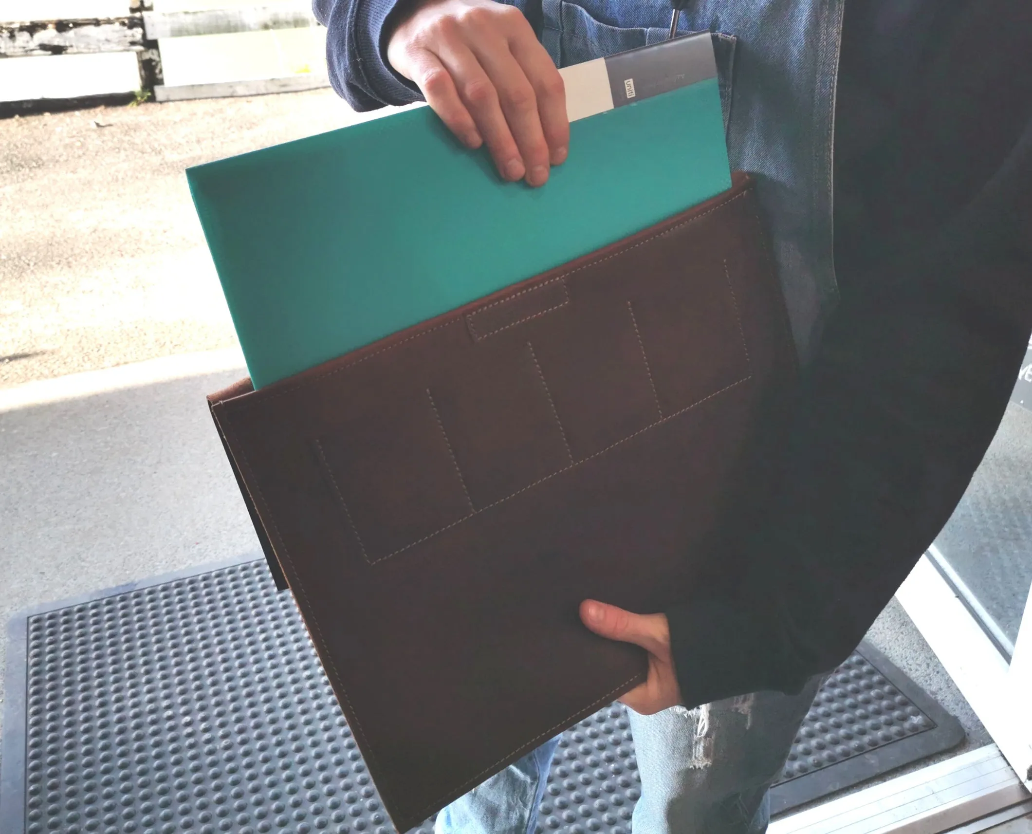 Document/Laptop Folder