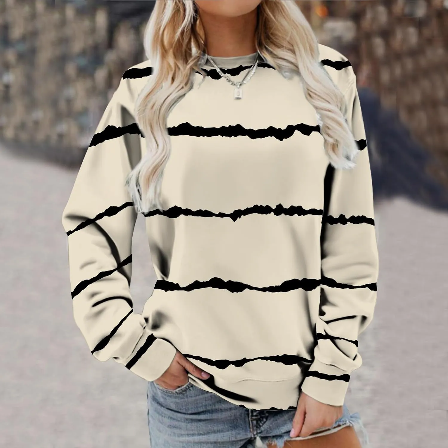 DOLKFU Sweatshirt for Women 2023 Fashion Long Sleeve Crewneck Shirts Blouse Striped Print Tops Casual Loose Blouses