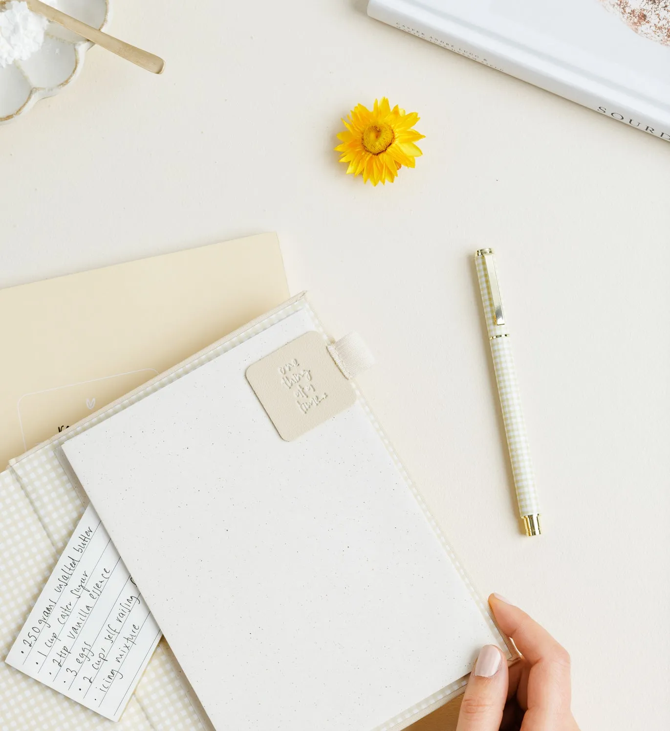 Emma Kate Co. Pen Loop | Buttercream