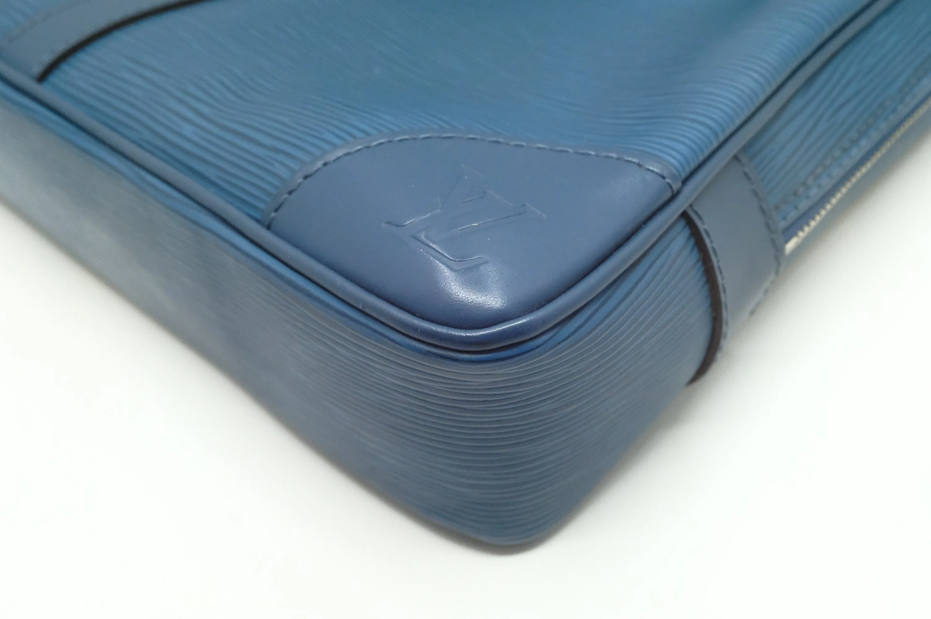 Epi Louis Document Blue Proven Poche in Vuitton Best priced Leather