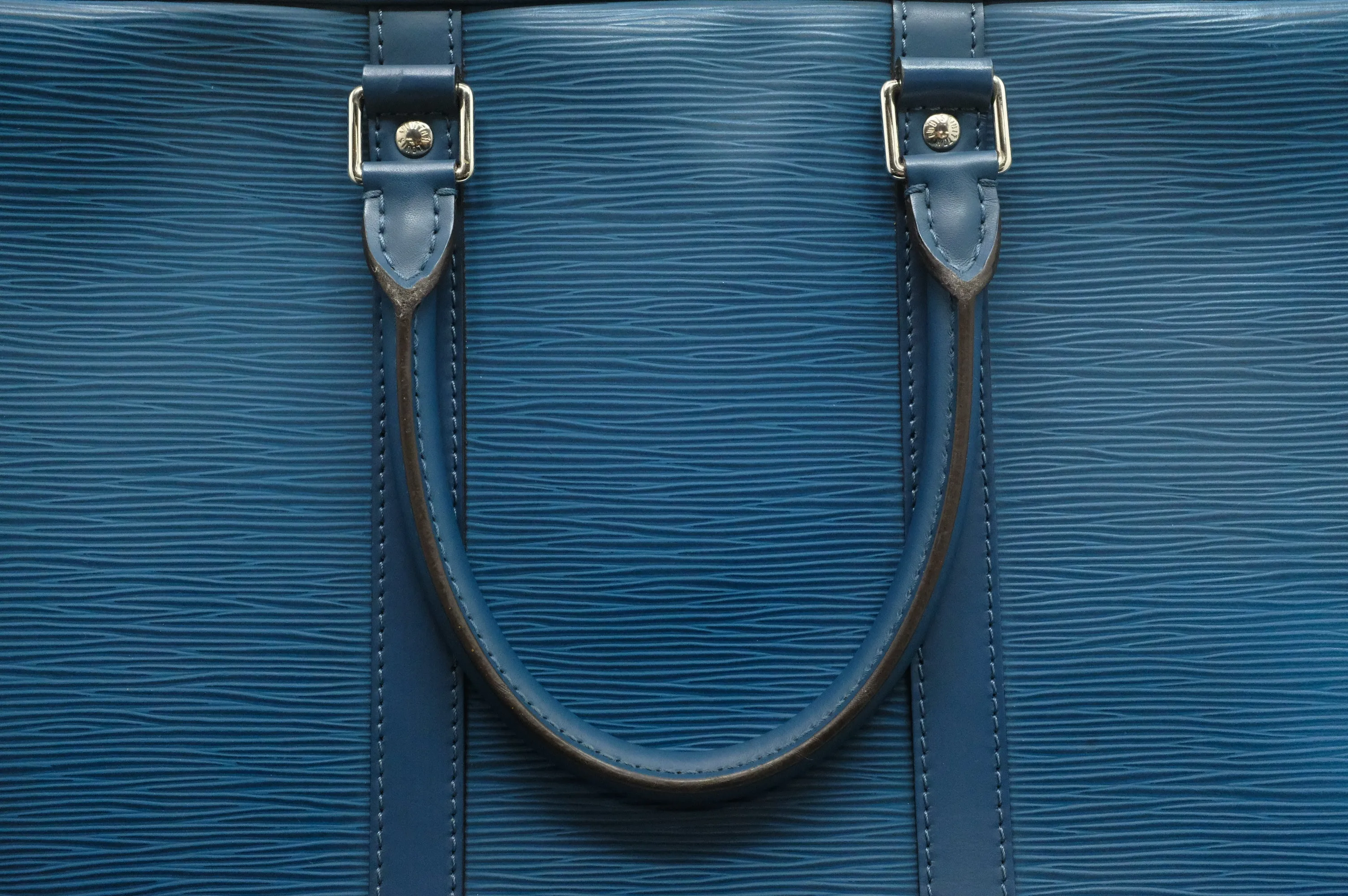 Epi Louis Document Blue Proven Poche in Vuitton Best priced Leather