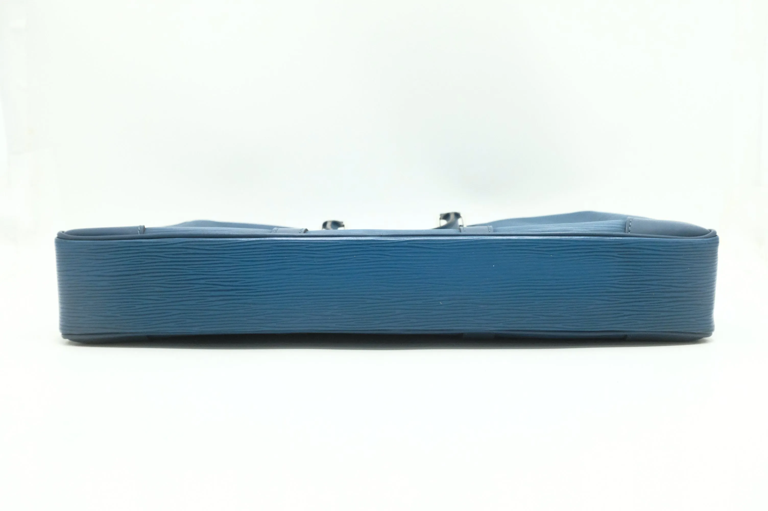 Epi Louis Document Blue Proven Poche in Vuitton Best priced Leather