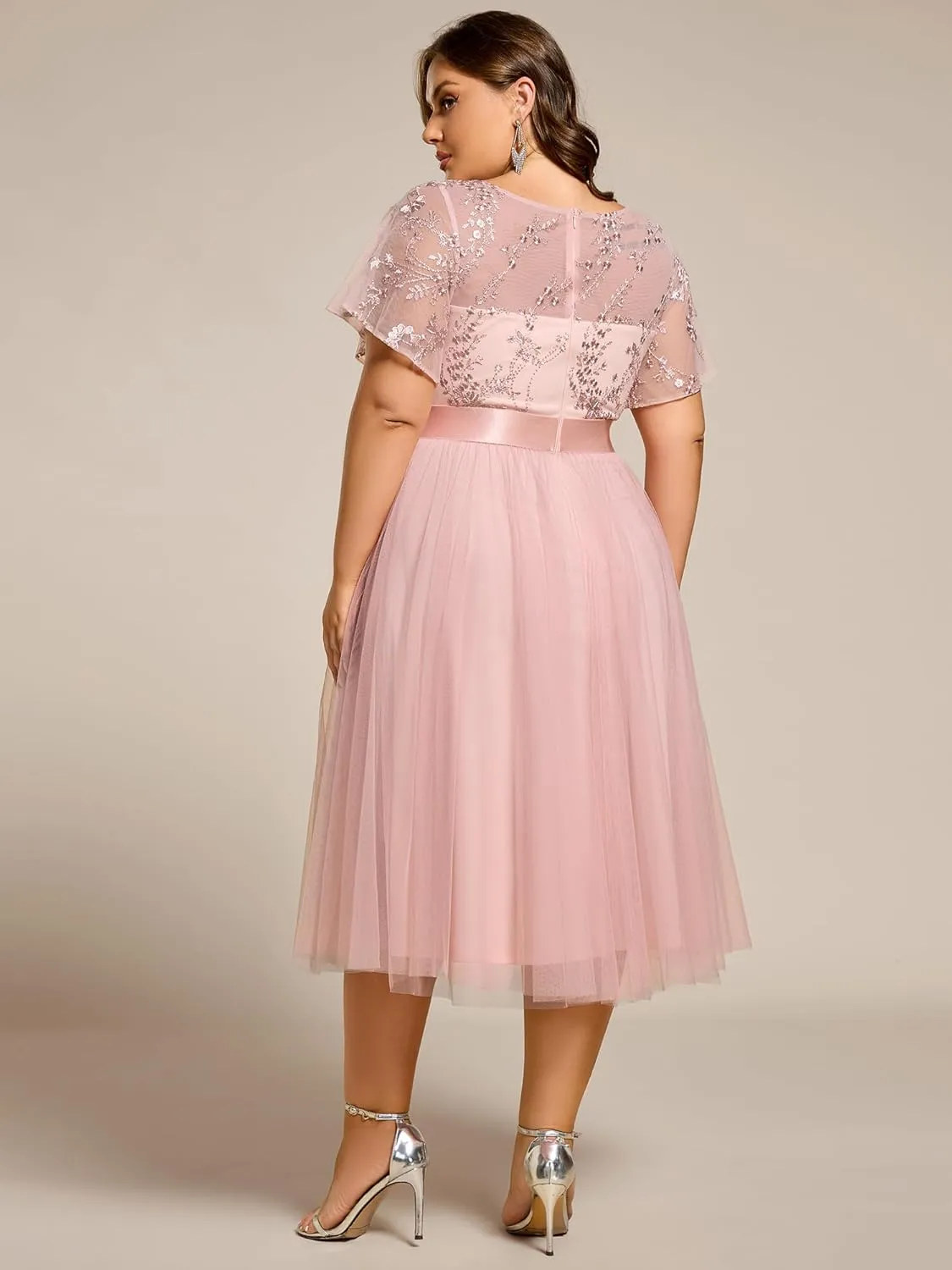 Ever-Pretty Women's Embroidered Tulle A Line Cocktail Dresses Short Sleeves Midi Plus Size Semi Formal Gowns
