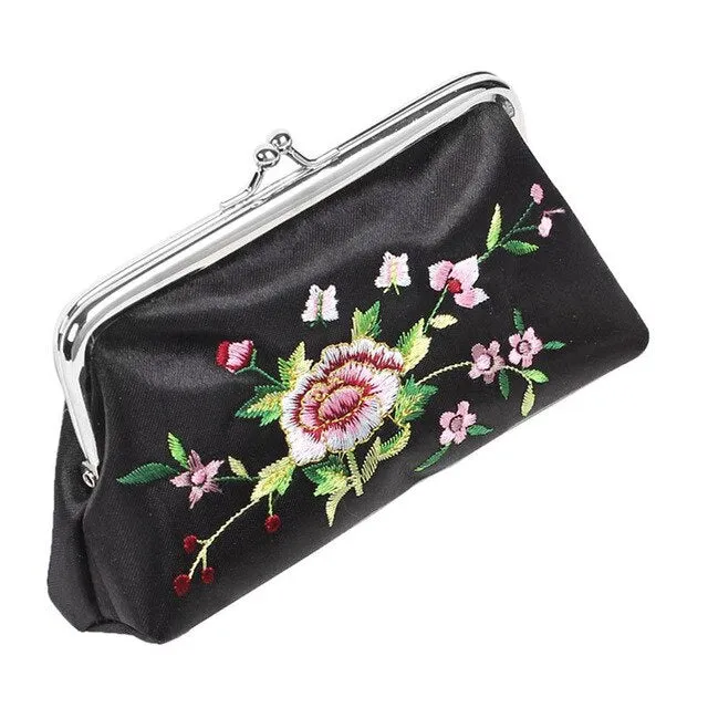 Floral Embroidered Vintage Wallet