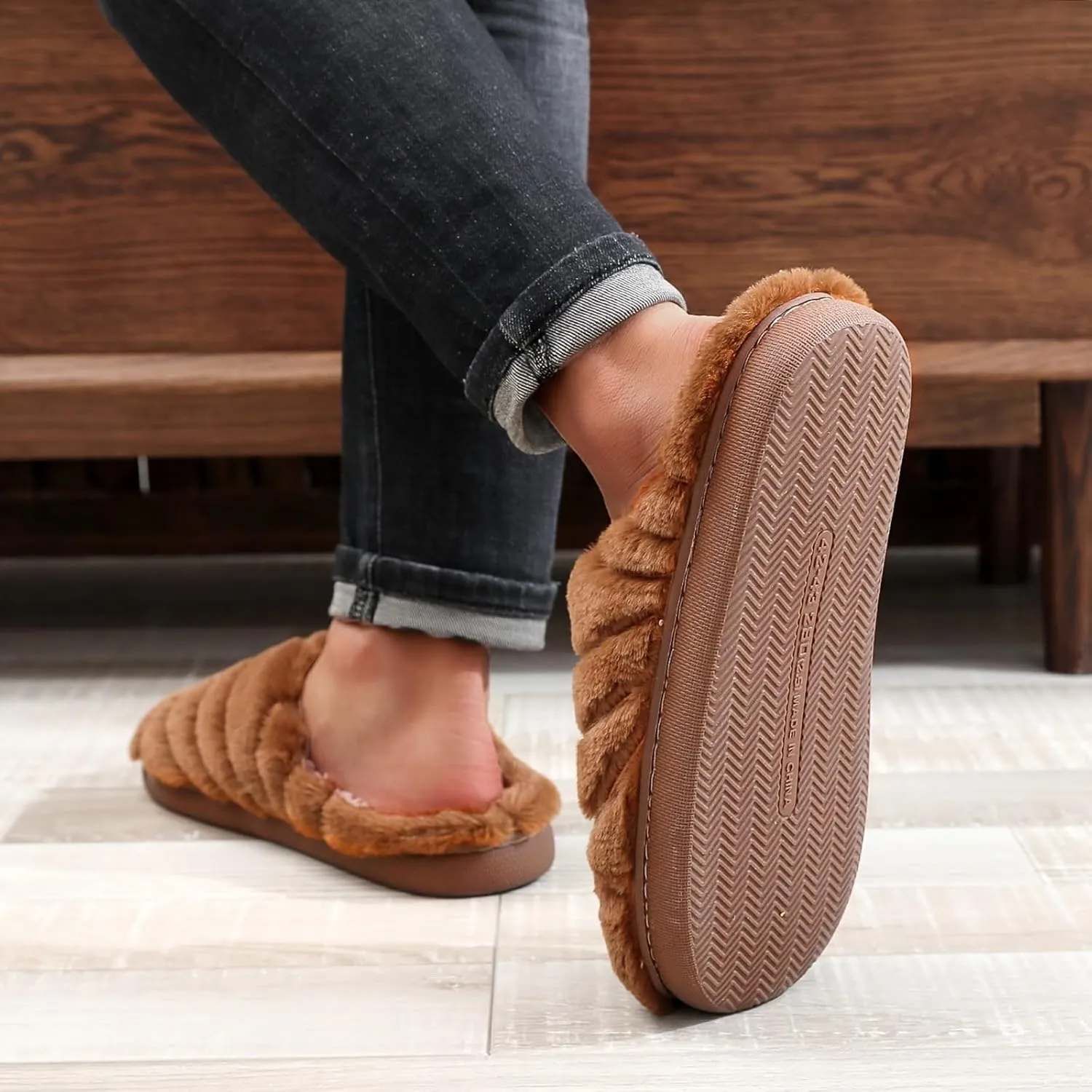 Fluffy Slippers For Womens Mens Warm Cozy Plush Fuzzy Memory Foam Slippers Slip-on House Slippers Indoor Outdoor