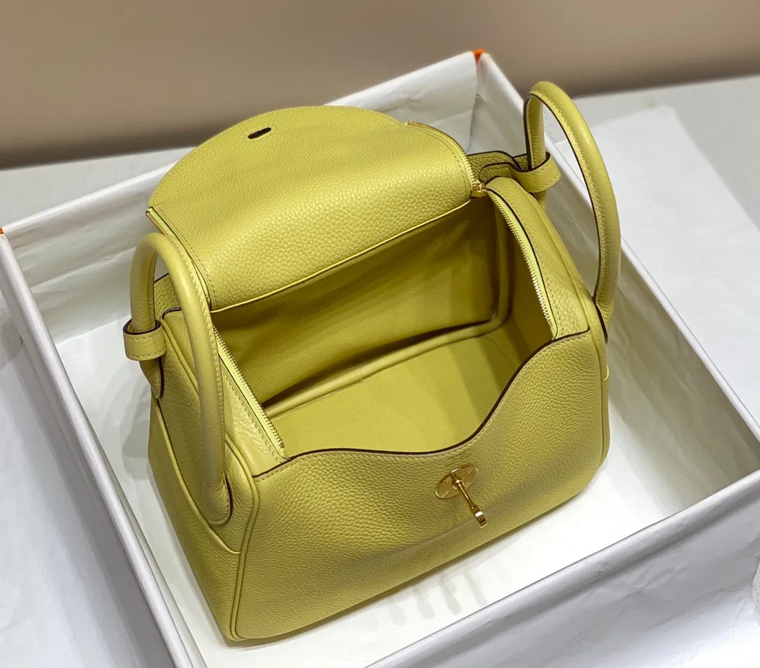 HM LINDY 30 BAG LEMON TAURILLON CLEMENCE LEATHER