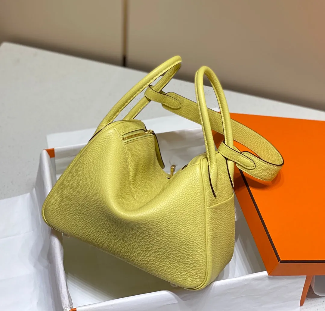 HM LINDY 30 BAG LEMON TAURILLON CLEMENCE LEATHER