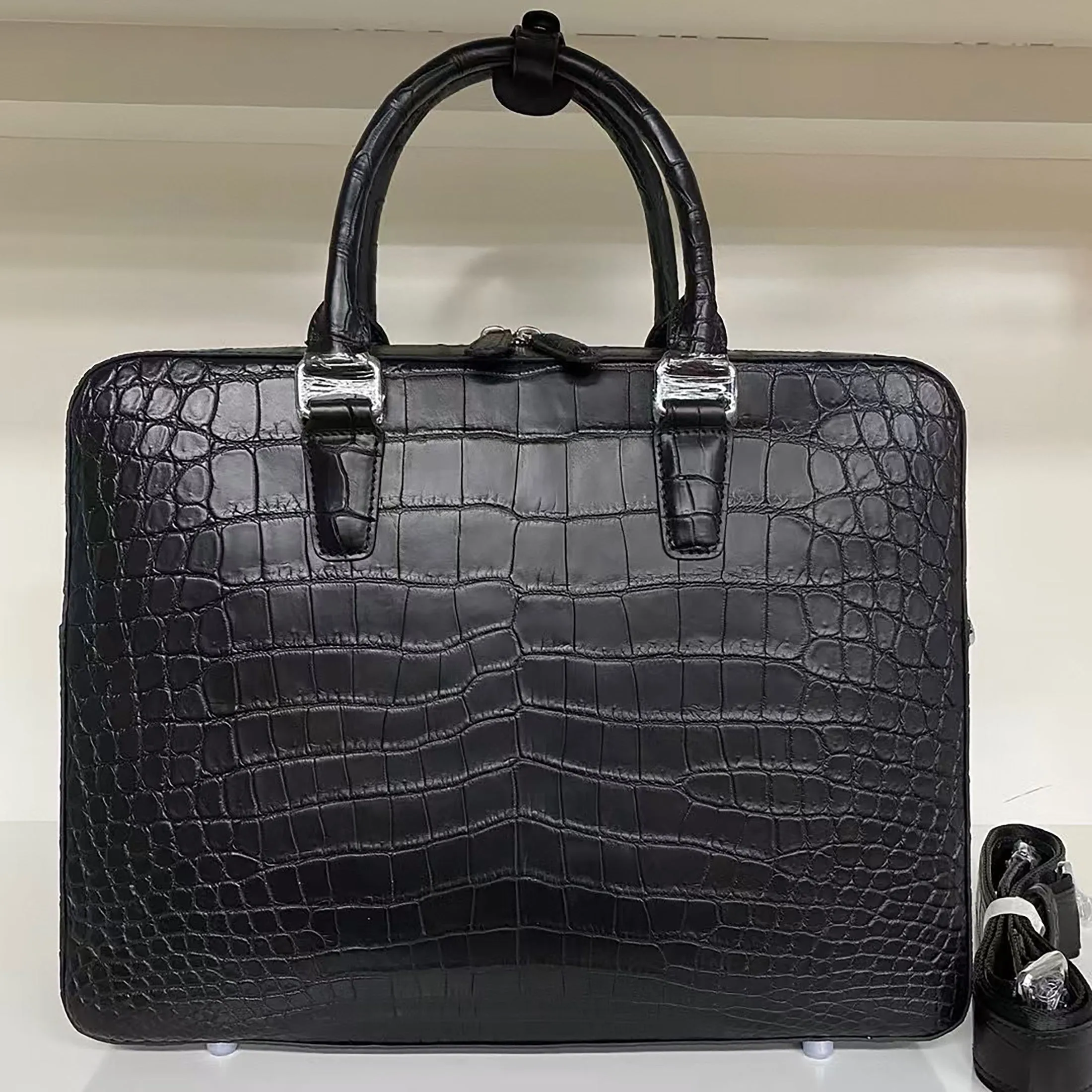 Luxury Matte Alligator Leather Briefcase – Handcrafted Elegance for the Modern Professional