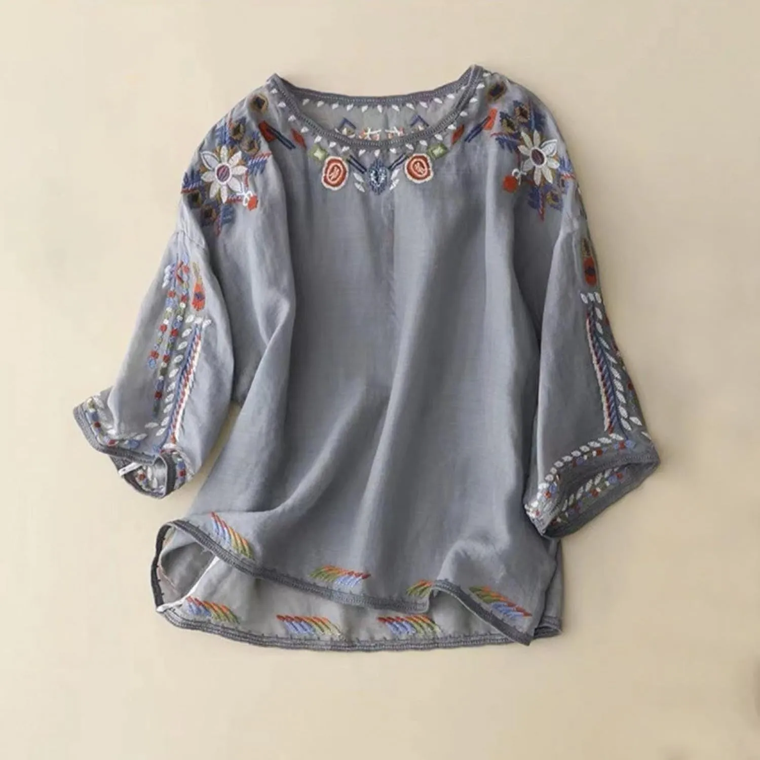 Oversized Graphic Tee for Women 2024 Fashion 3/4 Sleeve Embroidered Causal Shirt Summer Loose Fit Crewneck Blouse Top