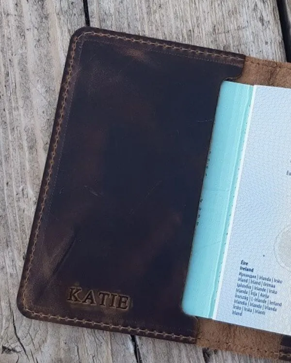 Passport holder – Distressed Leather – Brown
