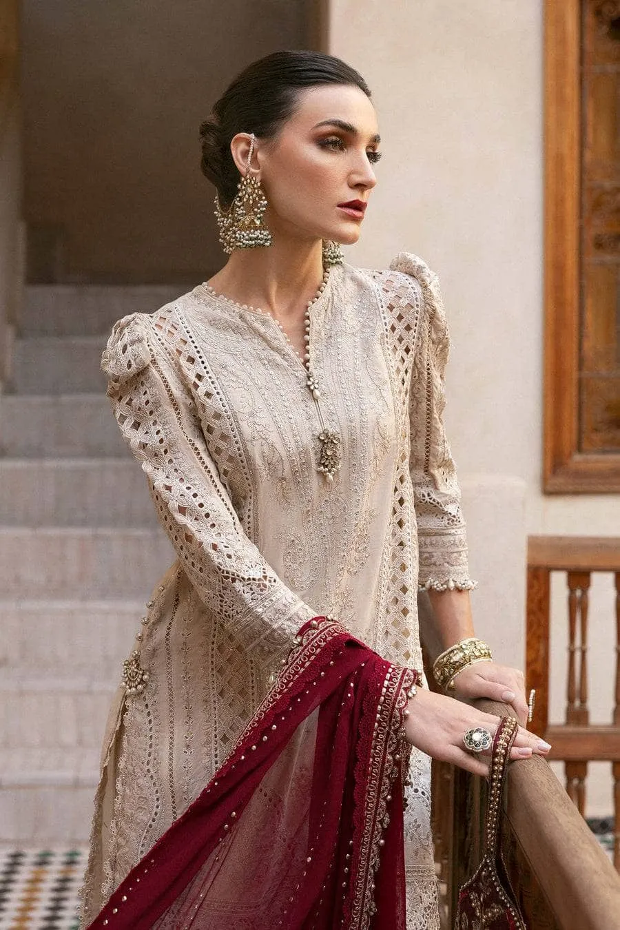 Restocked/Maria B Luxury Lawn 25/11B/Beige