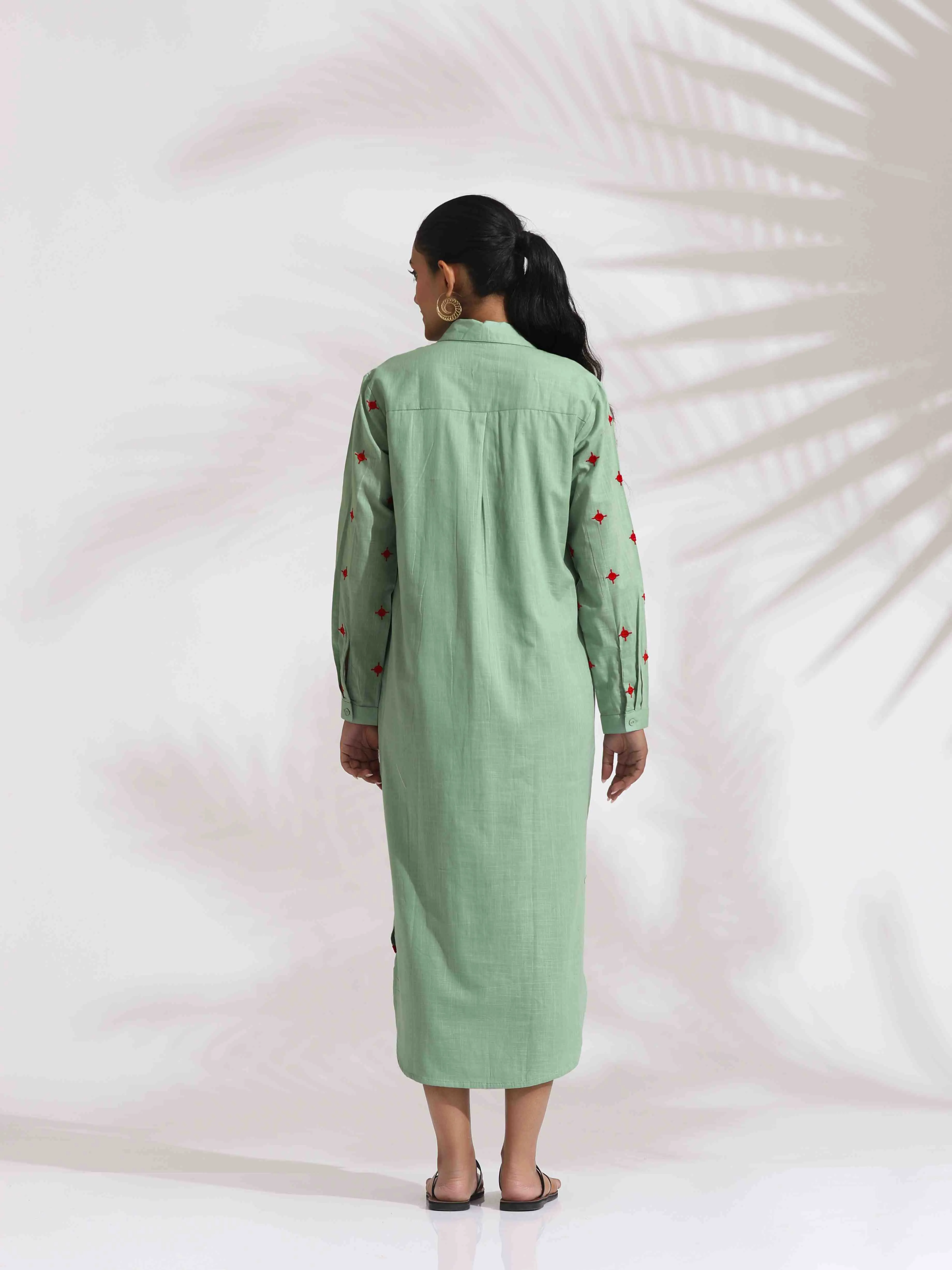 trueBrowns Green Cotton Embroidered Shirt Dress
