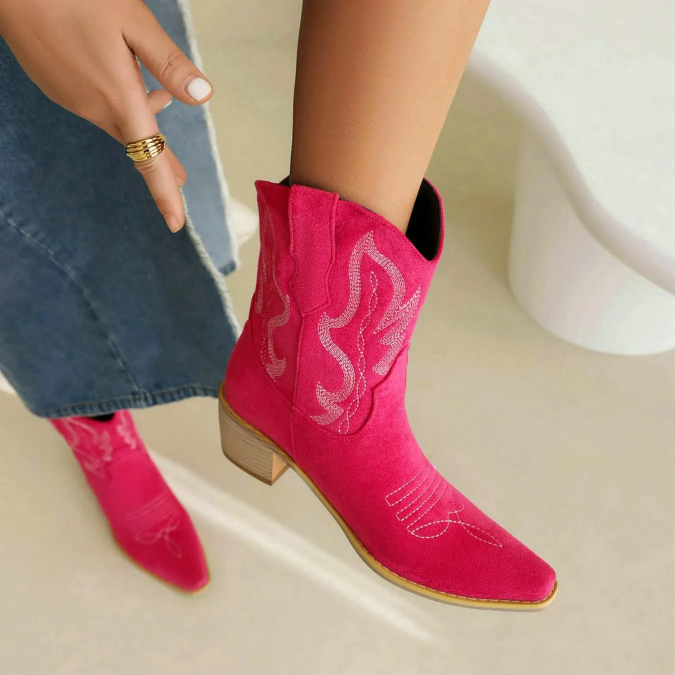 Womens Cowgirl Embroidered Western Cowboy Mid Calf Boots Suede Snip Toe Chunky Heel Ankle Booites