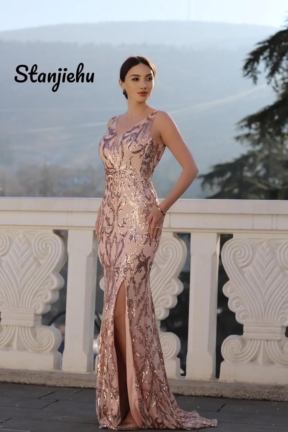Women’s Mermaid Sequin Prom Dresses 2025 Sparkly Deep V Neck Lace Applique Slit Boydcon Formal Evening Party Gown