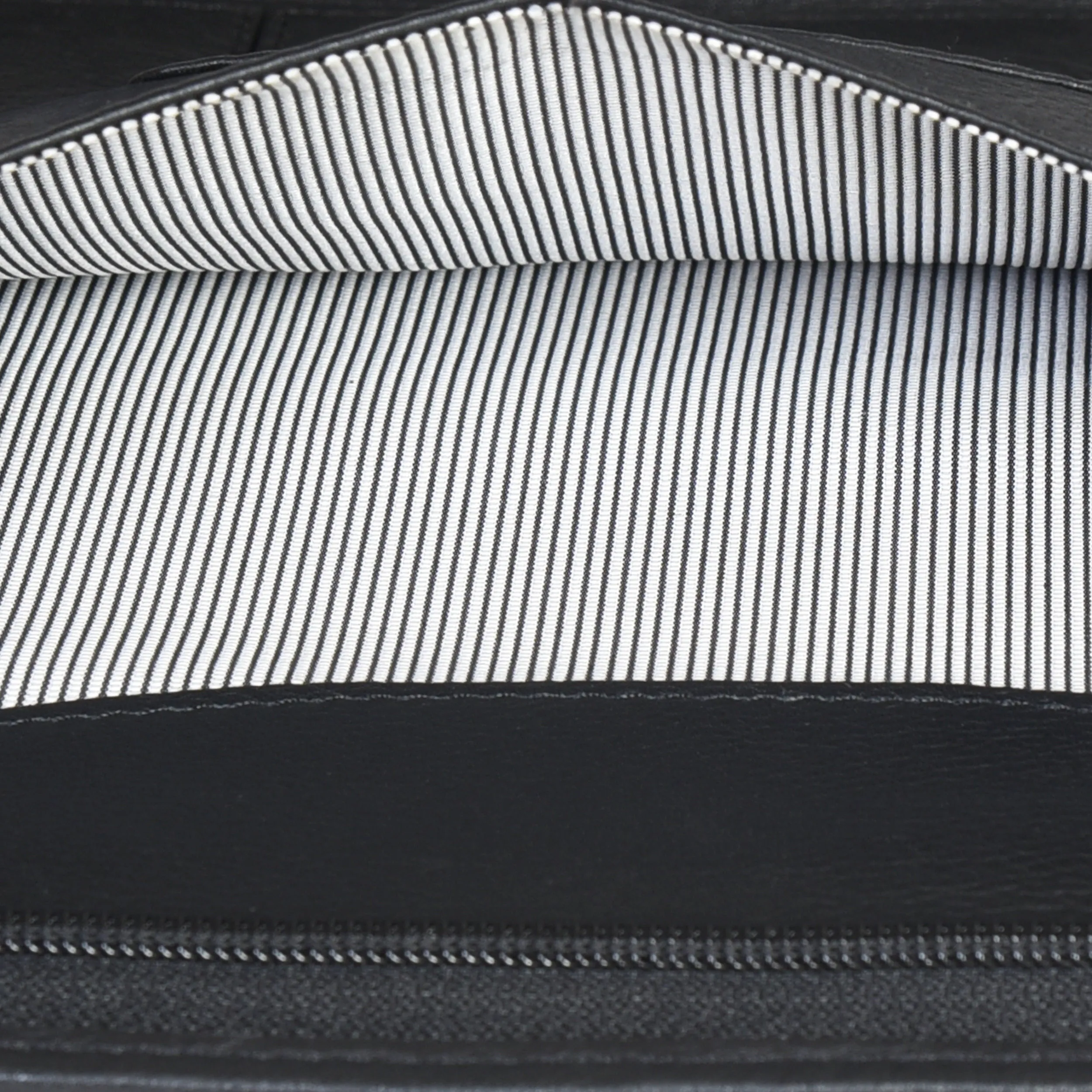 Zip-round Underarm Folio | G&T